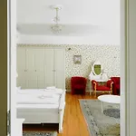 Hotel Allegro