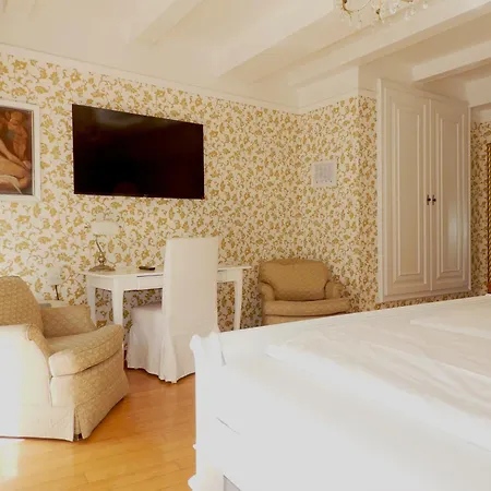 Allegro Hotel