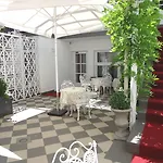 فندق Allegro