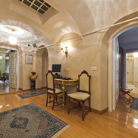 Allegro Hotel 4*
