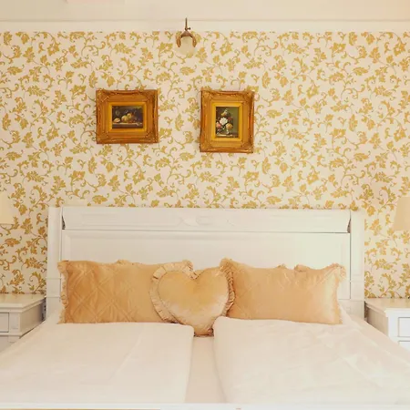 Hotel Allegro 4*