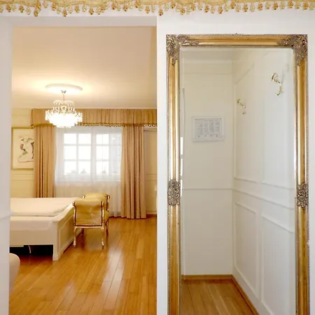 Allegro Hotel
