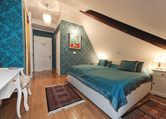 アレグロ ホテル 4*