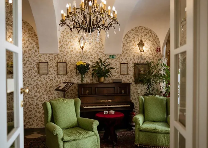 アレグロ ホテル 4*